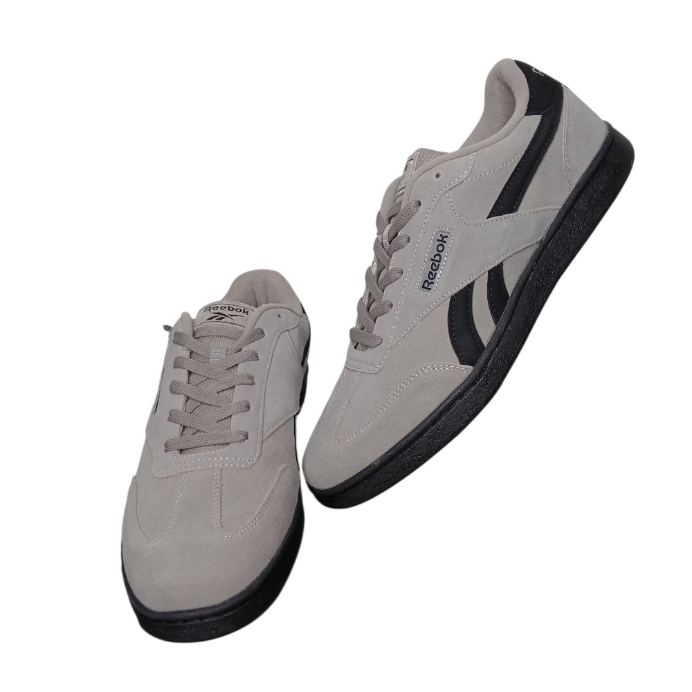 Reebok Men's Grey and Black Sneakers